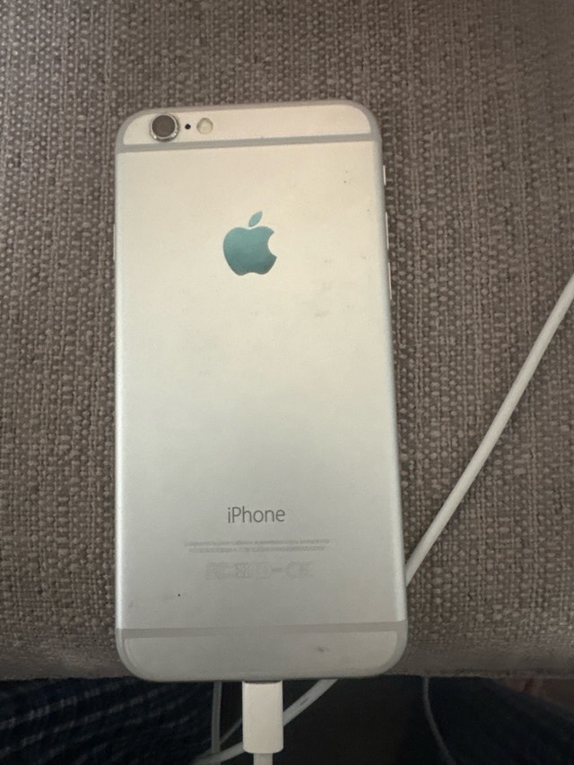 Apple iPhone 6 Unlocked 64GB - 89% Battery - photo 4