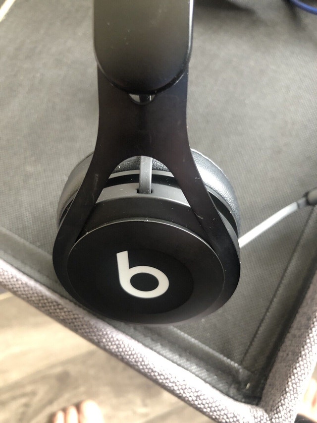 Black Beats EP Wired On-Ear Headphones - photo 4
