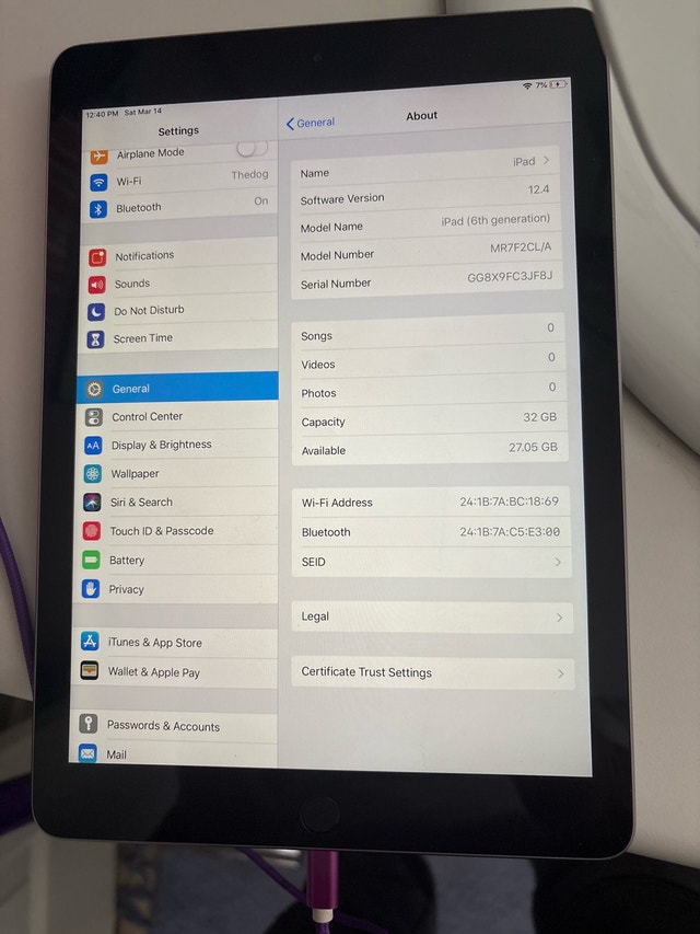 Apple iPad 6th Gen 32GB