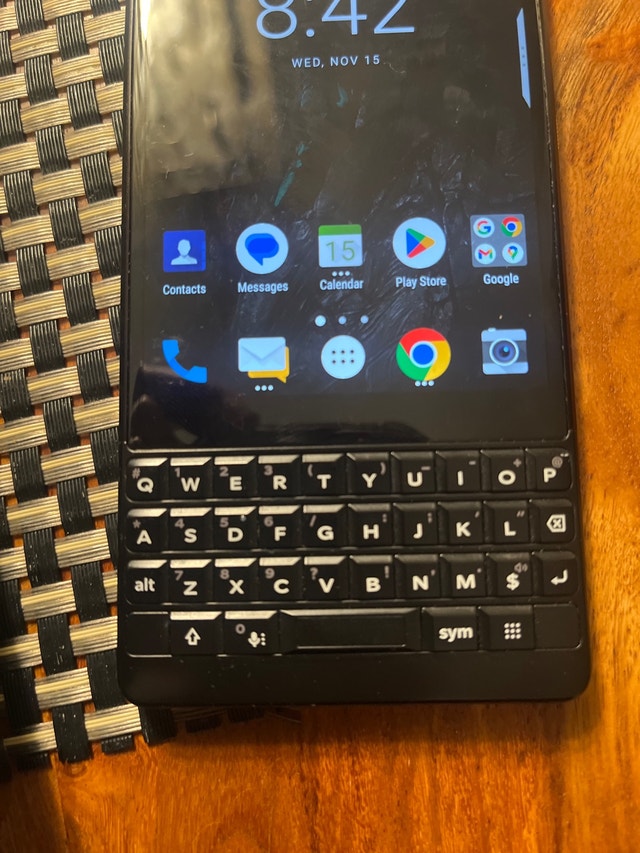 Blackberry Key2 - Unlocked, Excellent Condition - photo 2