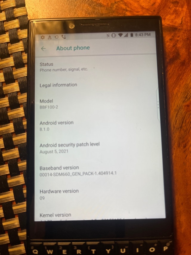 Blackberry Key2 - Unlocked, Excellent Condition - photo 4