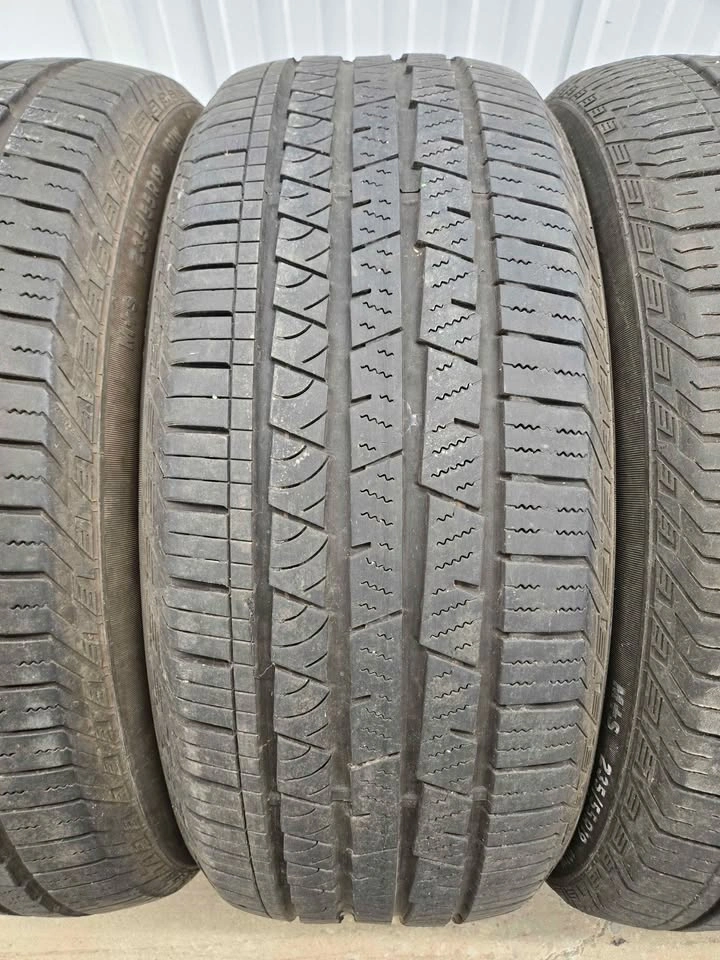 Continental Cross Contact Tires- 235/55R19 - photo 3
