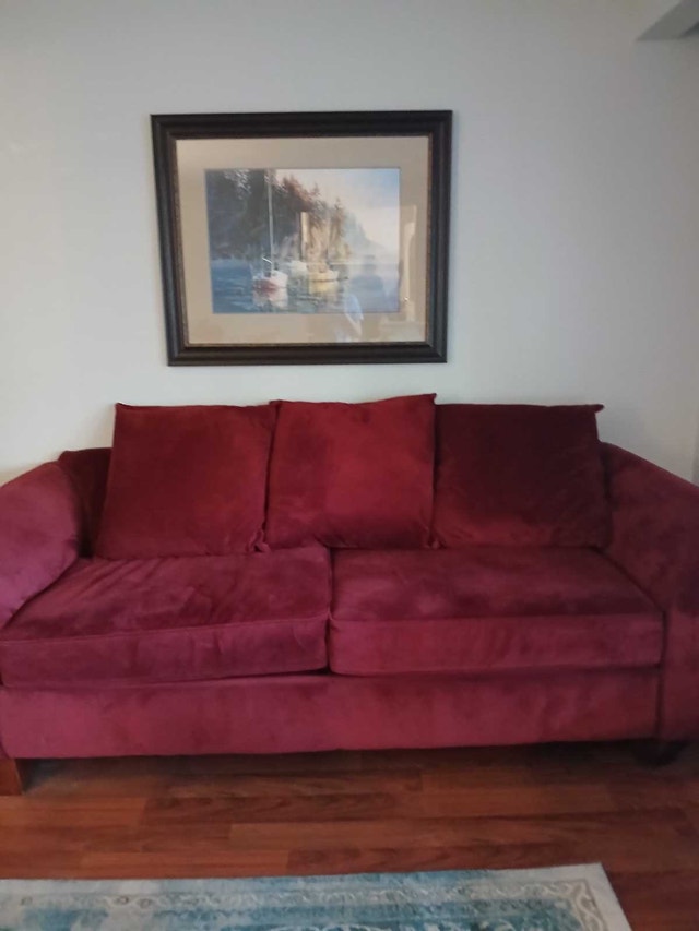 Couch for 2-3 people