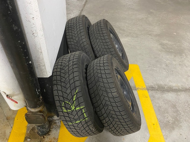 Michelin X-Ice Snow Winter Tires on Steel Rims - 225/65R17 - photo 3