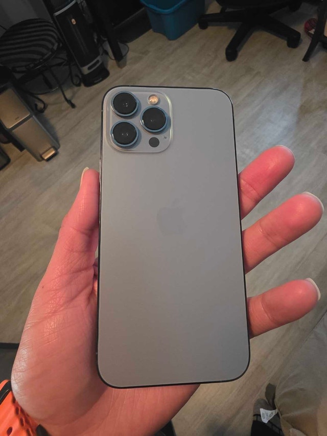 Sierra iPhone 13 Pro Max 256GB Unlocked - photo 2