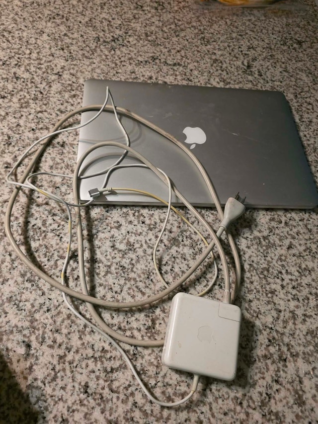 MacBook Pro 2013 with Charger (Needs OS Installed)