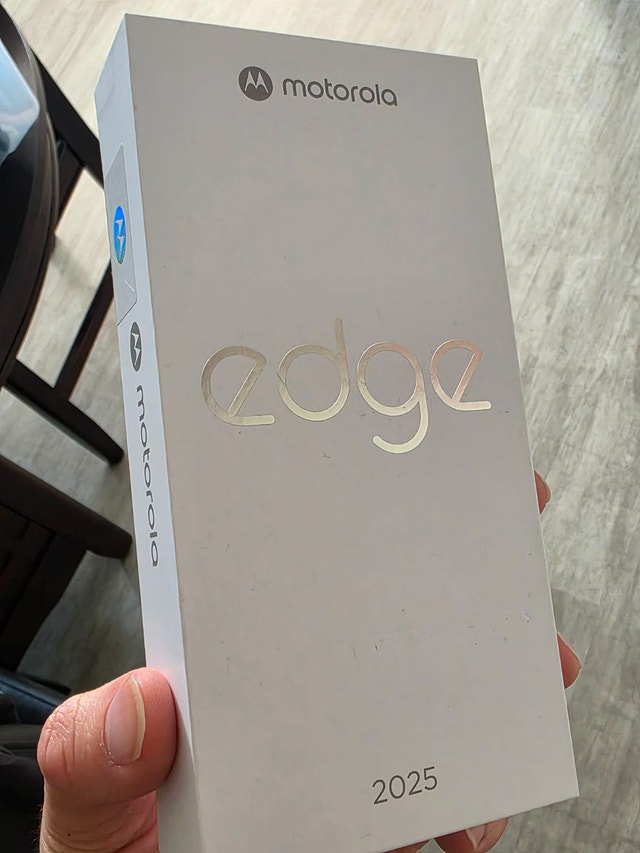 MOTOROLA EDGE 2025 NEW BRAND NEW SEALED UNLOCKED FOR SALE OR TRA