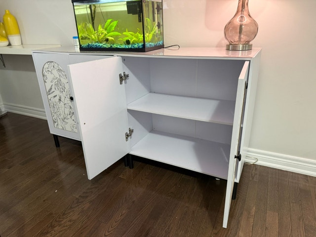 CONTENT SALE - CABINETS - photo 3