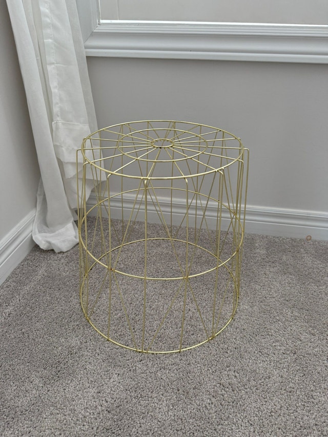 CONTENT SALE - Vases - $20, Table lamps - $20 each, Shelf - photo 5