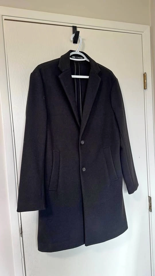 Black ZARA Coat (Size S)