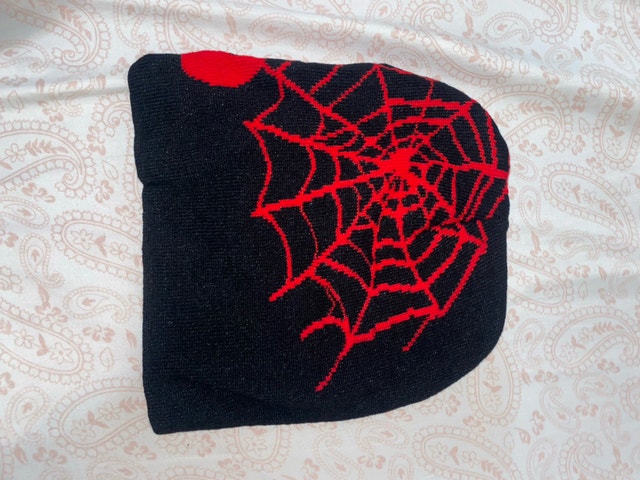 Black & Red Y2K Streetwear Beanie Hat (New) - photo 2