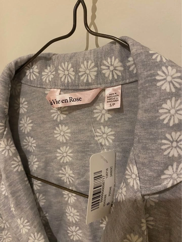 PJs NEVER WORN - photo 2