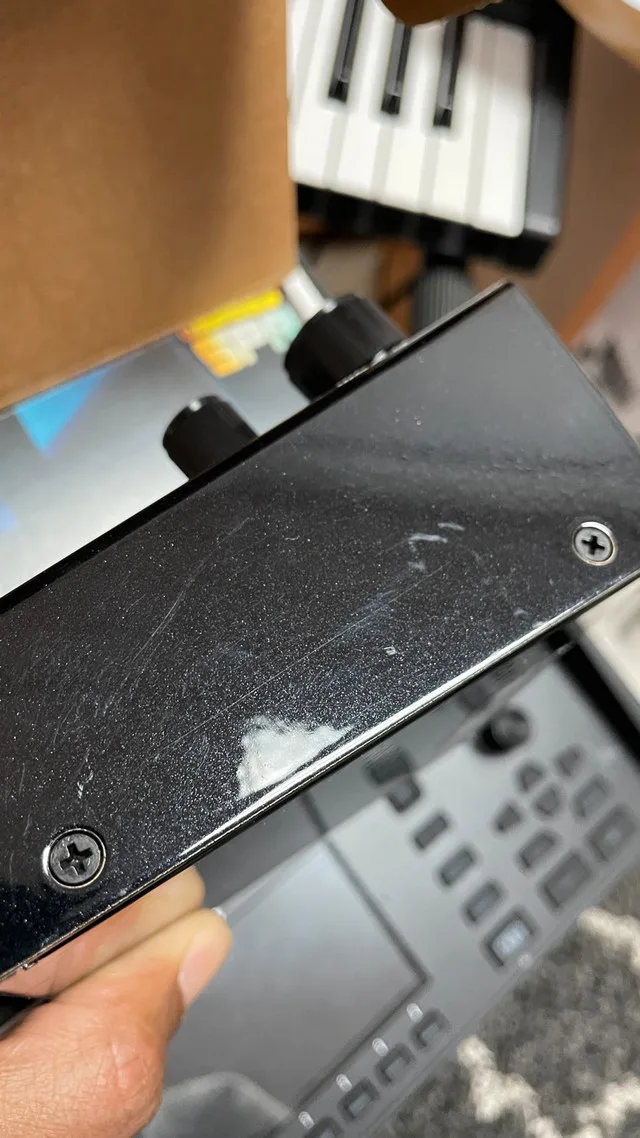 Meris Ottobit Jr image indicator(4)