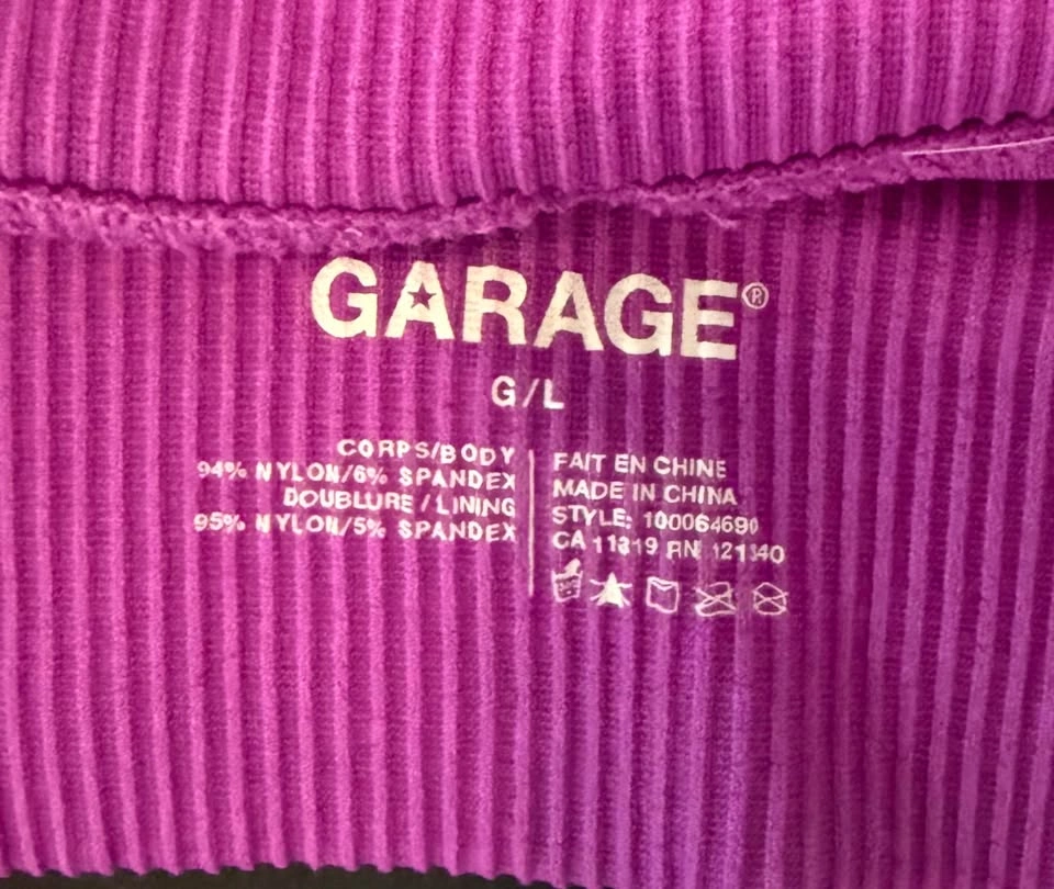 Large Deep-cut Garage Shirt - photo 2