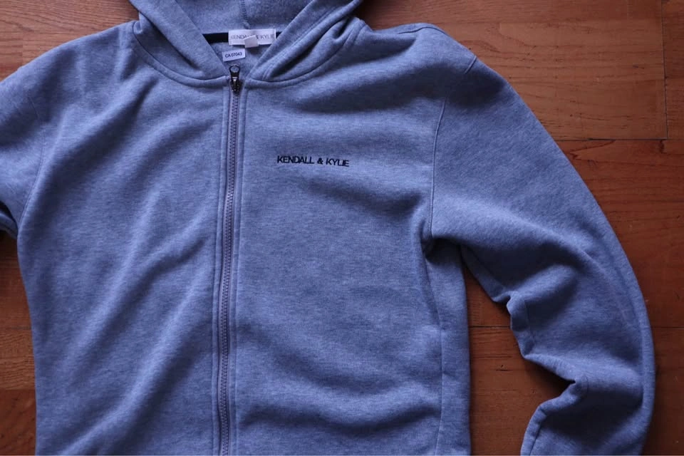 Kendall & Kylie Grey Full Zip Hoodie Size L - photo 2