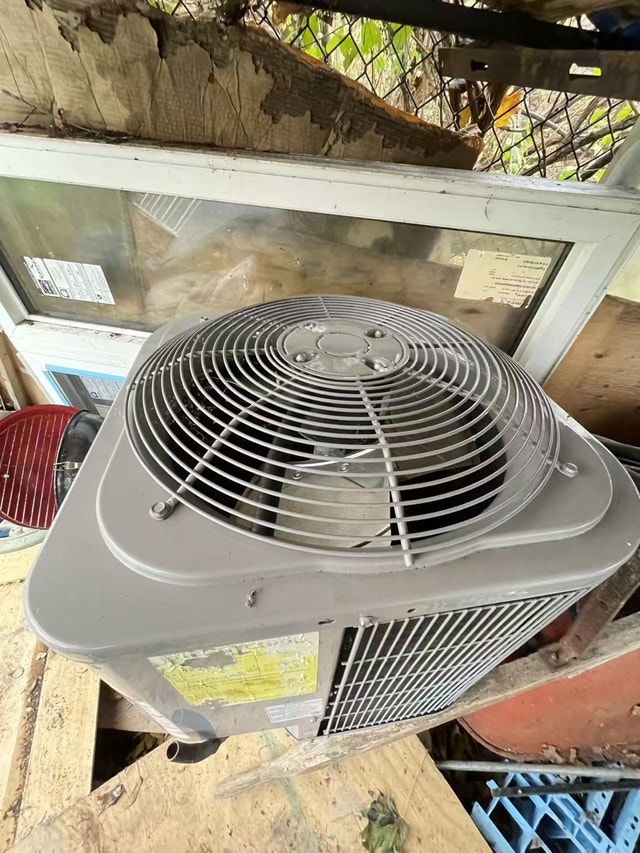 Goodman Air Conditioner