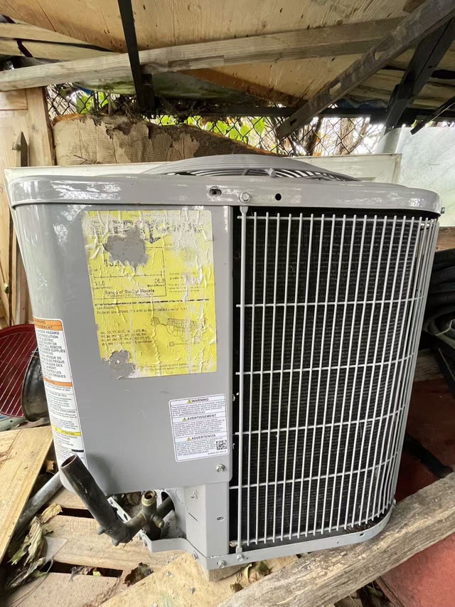 Goodman Air Conditioner - photo 2