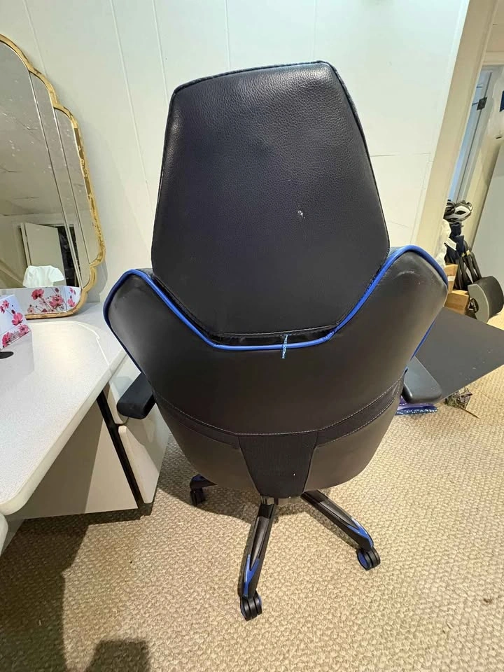 Black and Blue Gaming Chair - photo 2