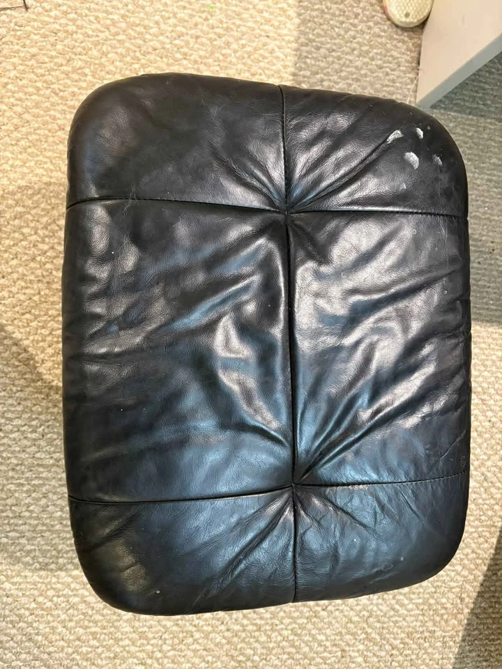 Black Leather Recliner Chair and Ottoman - photo 3