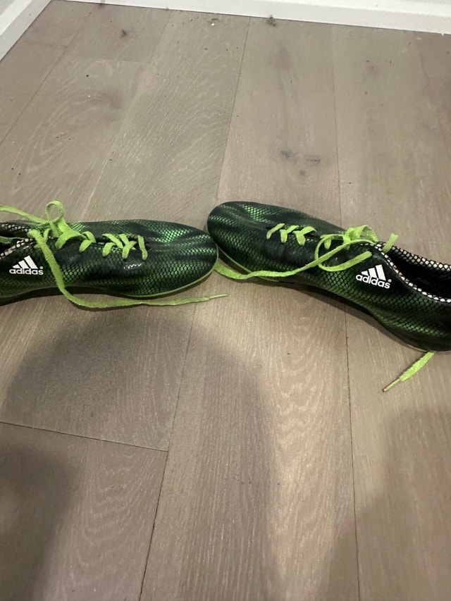 Adidas Soccer Cleats (Trade for Size 11) - photo 3
