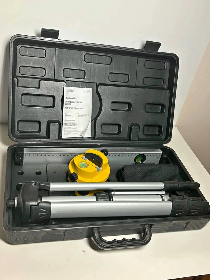 LazerPro Laser Level Kit CL2082 w/ Tripod & Case