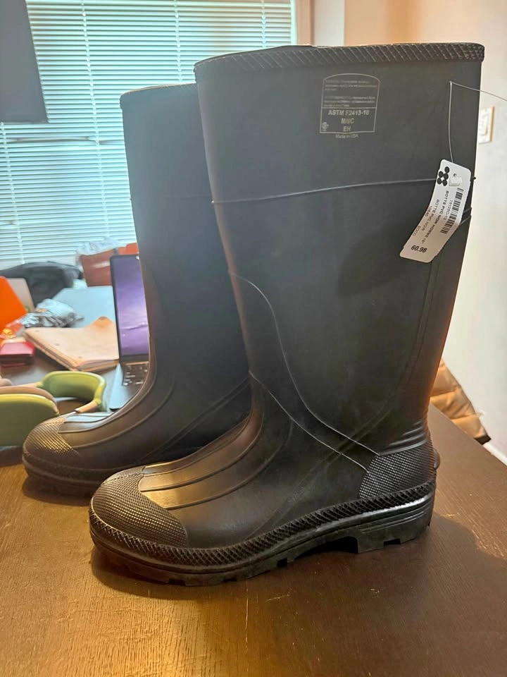 BRAND NEW Steel Toe Boot CSA Approved Black Mens 13