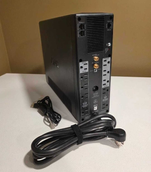 APC XS-1500va UPS Battery Backup - photo 2