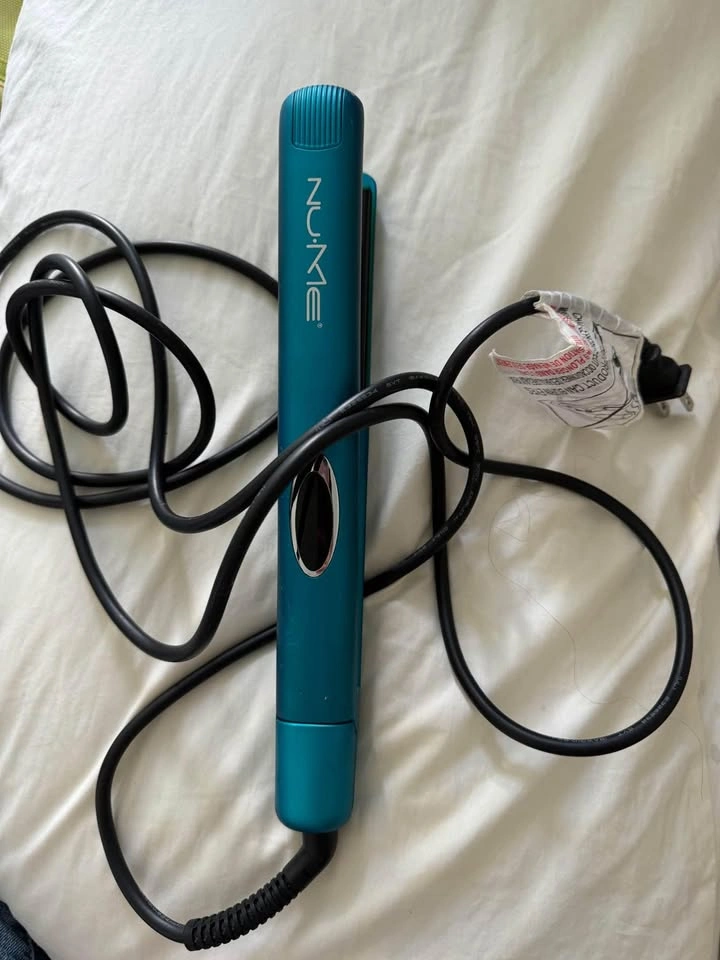 NUME Megastar Flat Iron Hair Straightener - photo 3