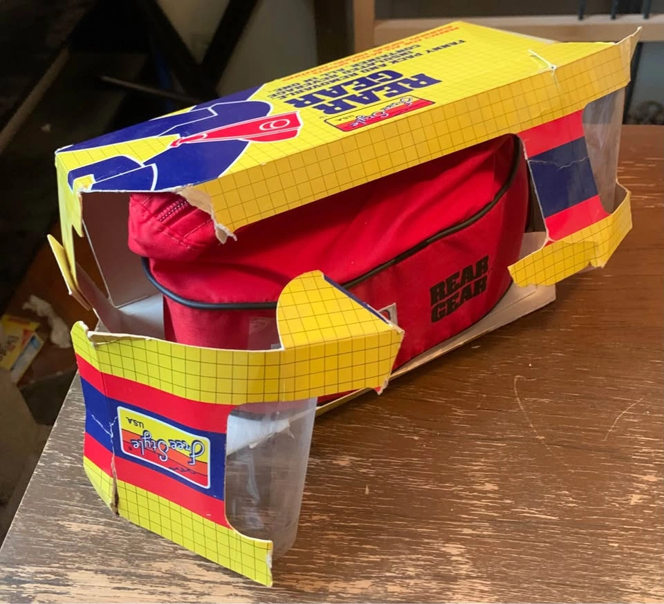 Red Rear Gear Bag vintage 80s Fanny pack and hydration pack. - photo 5