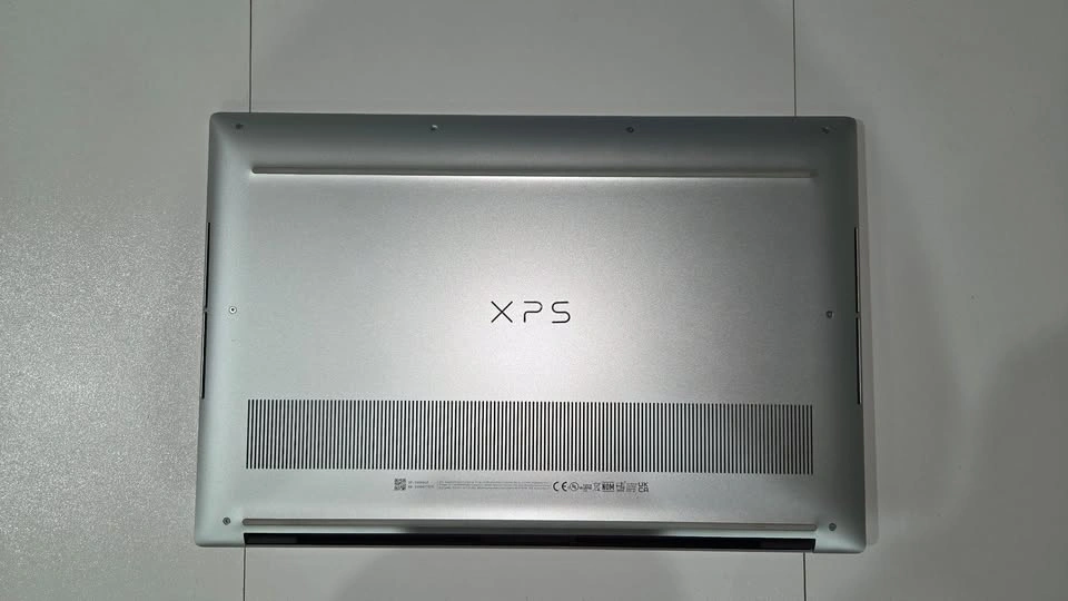 Dell XPS 9510 Laptop (Upgraded) i7 64GB RAM RTX 3050Ti - photo 2