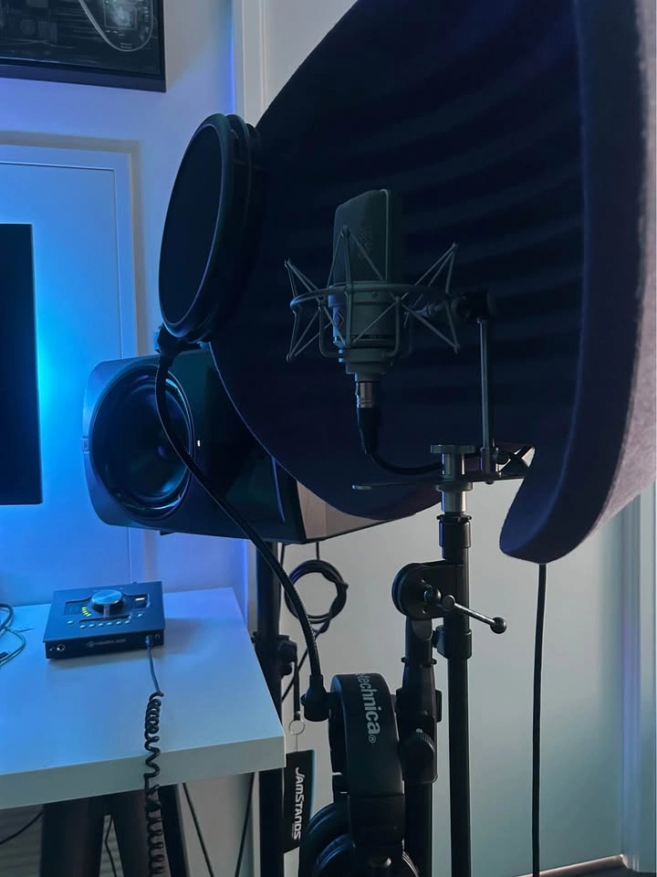 Professional Vocal Recording Studio - photo 2