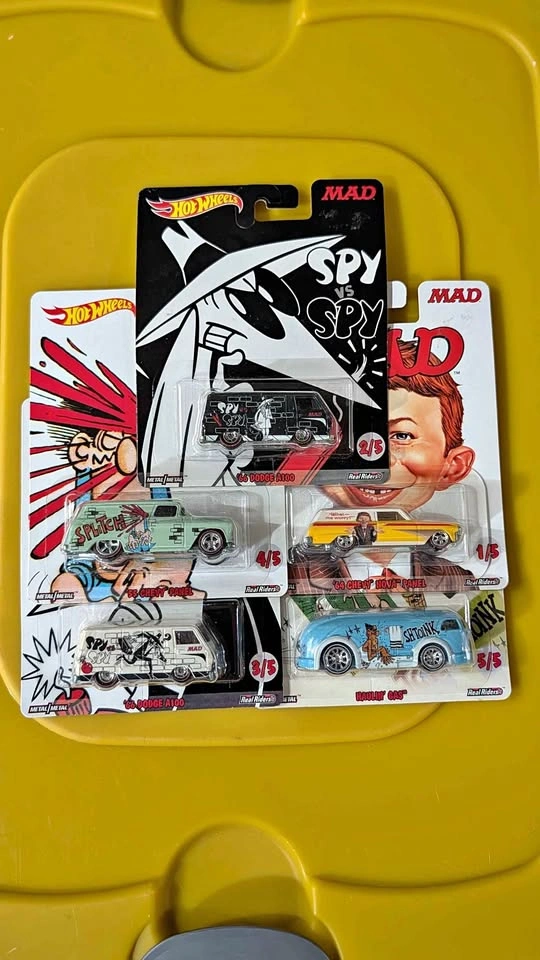 Hot Wheels Mad TV Full Set