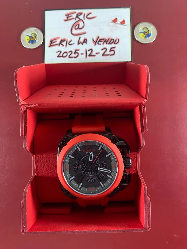 170$ DZ7368 Diesel BAMF Chronograph Red Silicone Watch - photo 2