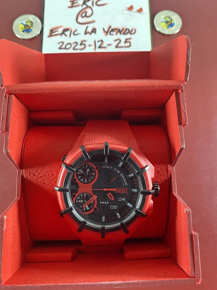 125$ DZ1989 Diesel Framed Three-Hand Red Silicone Watch