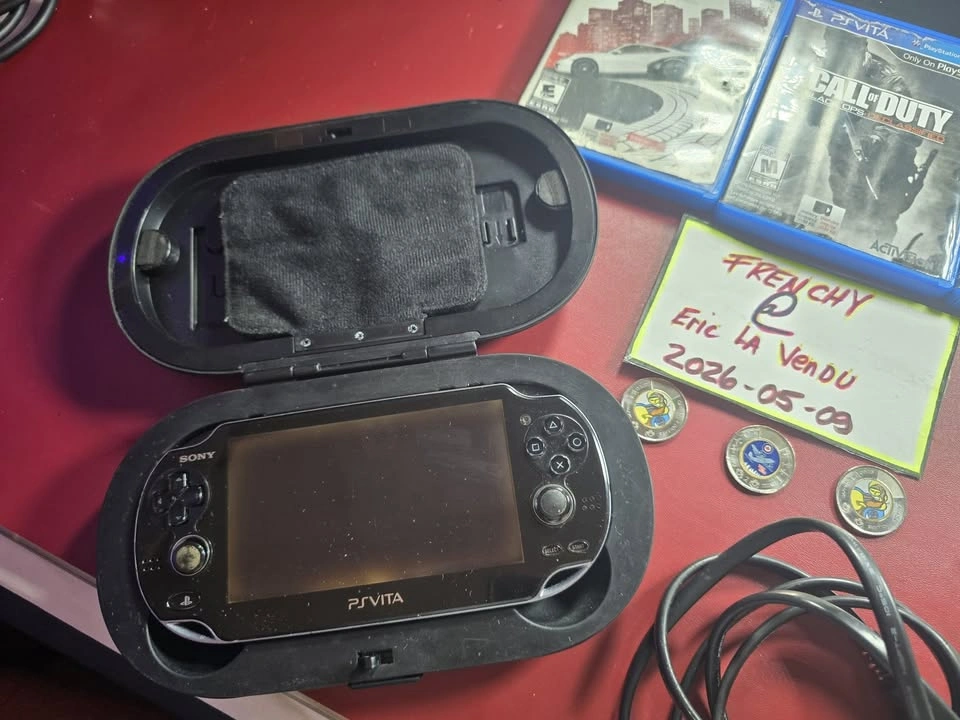 75$ PS Vita with Charger and 3 Games (Read Ad) - photo 2