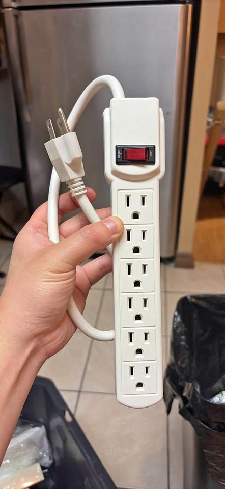 White 6-Outlet Power Strip