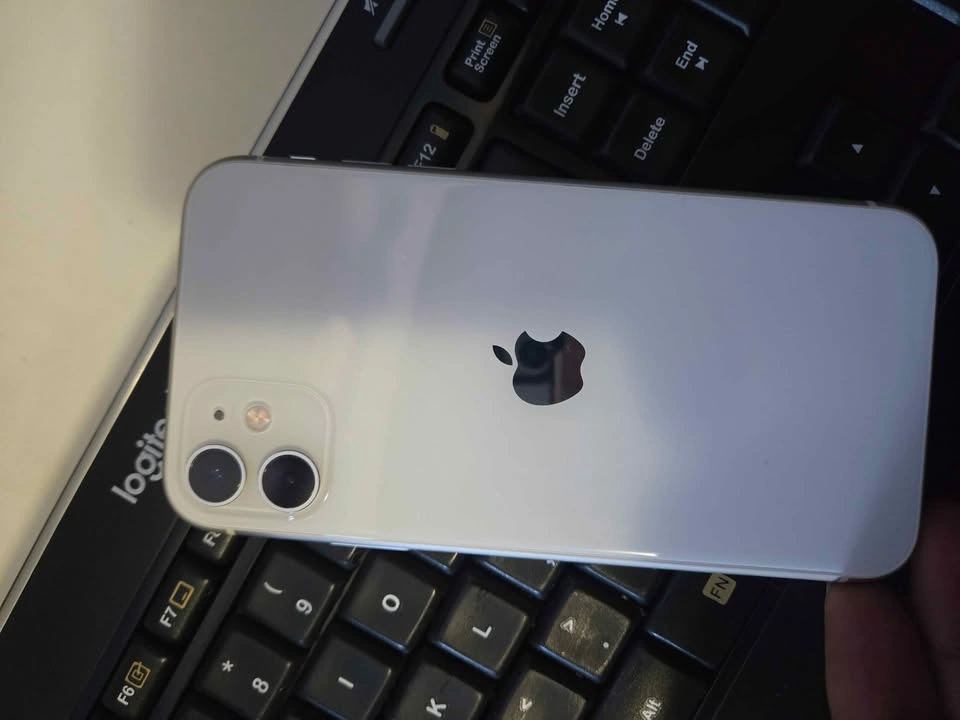 Apple iPhone 11 White 64GB - photo 2