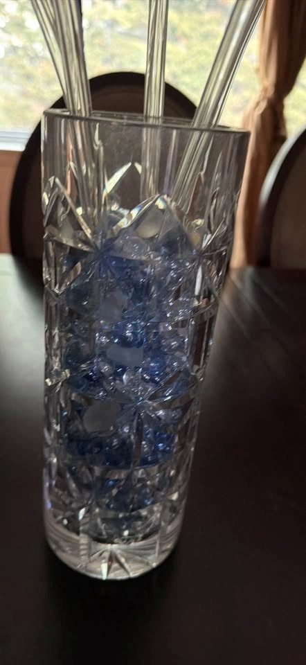 Cut Glass Vase with 5 Glass Flowers - photo 3