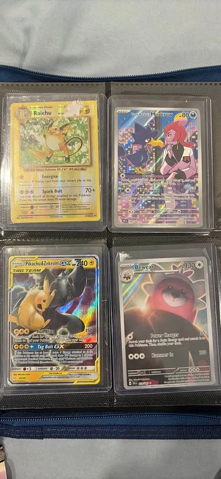 POKÉMON CARDS
