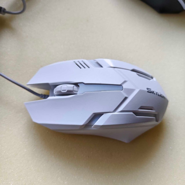 Gaming Mouse - Super Lightweight 61g (White & Black) - photo 2