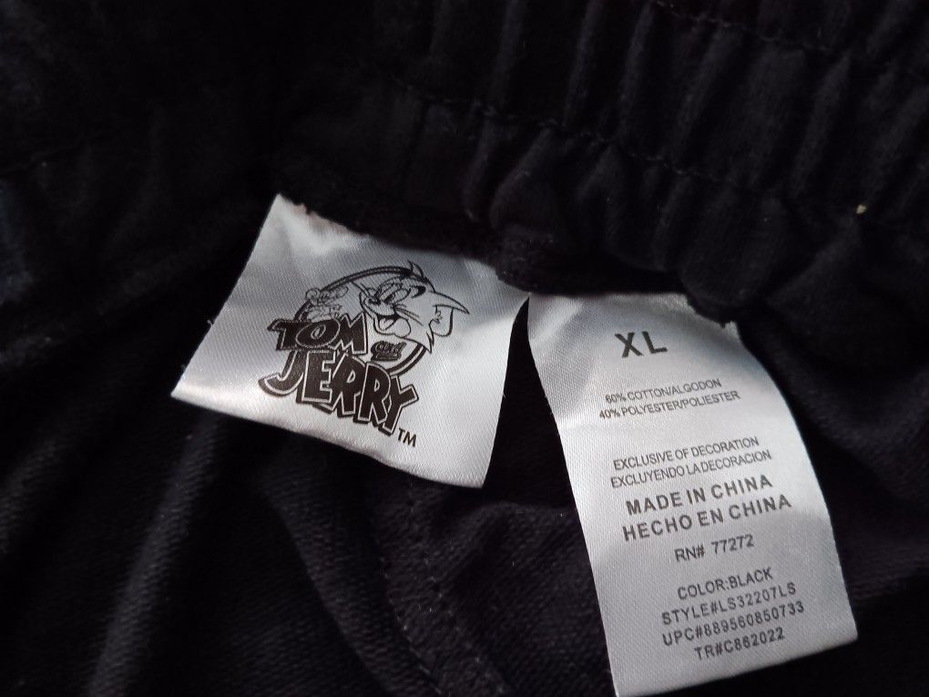 Three Pairs Of Women's Shorts - photo 4