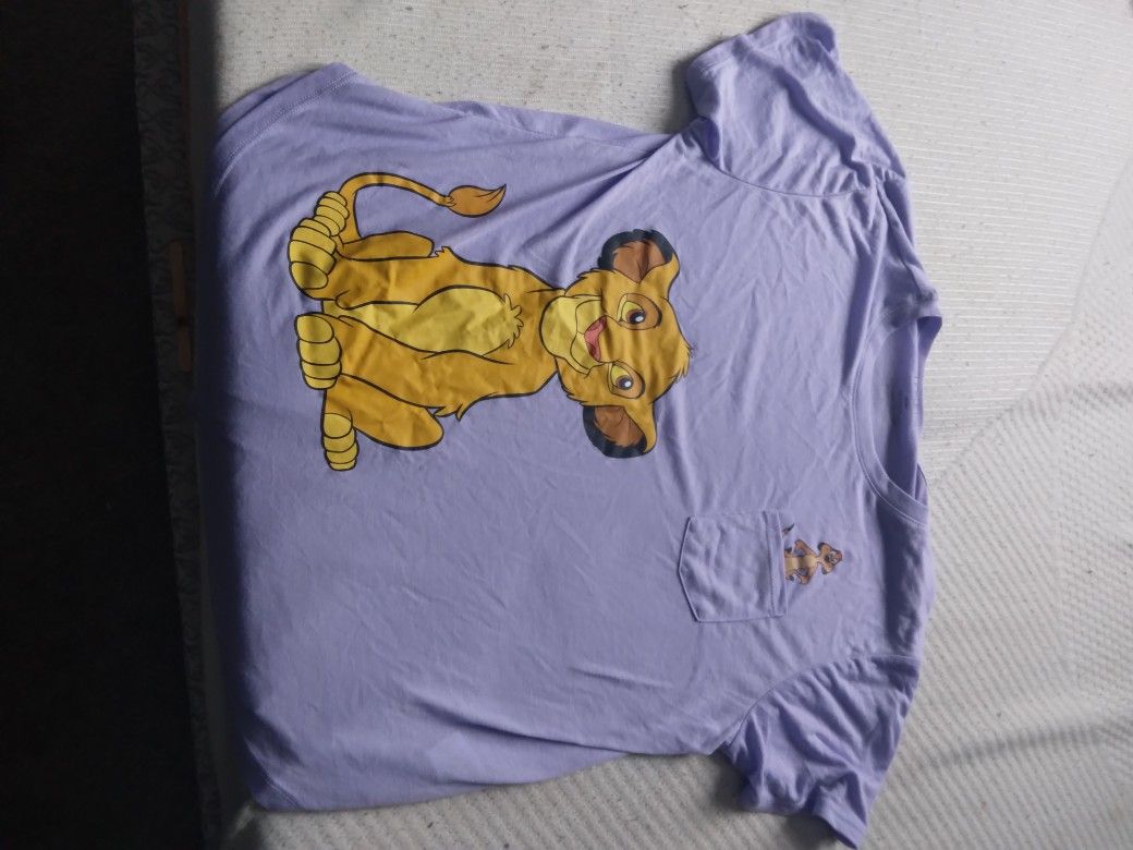 Women's Lion King Tshirt