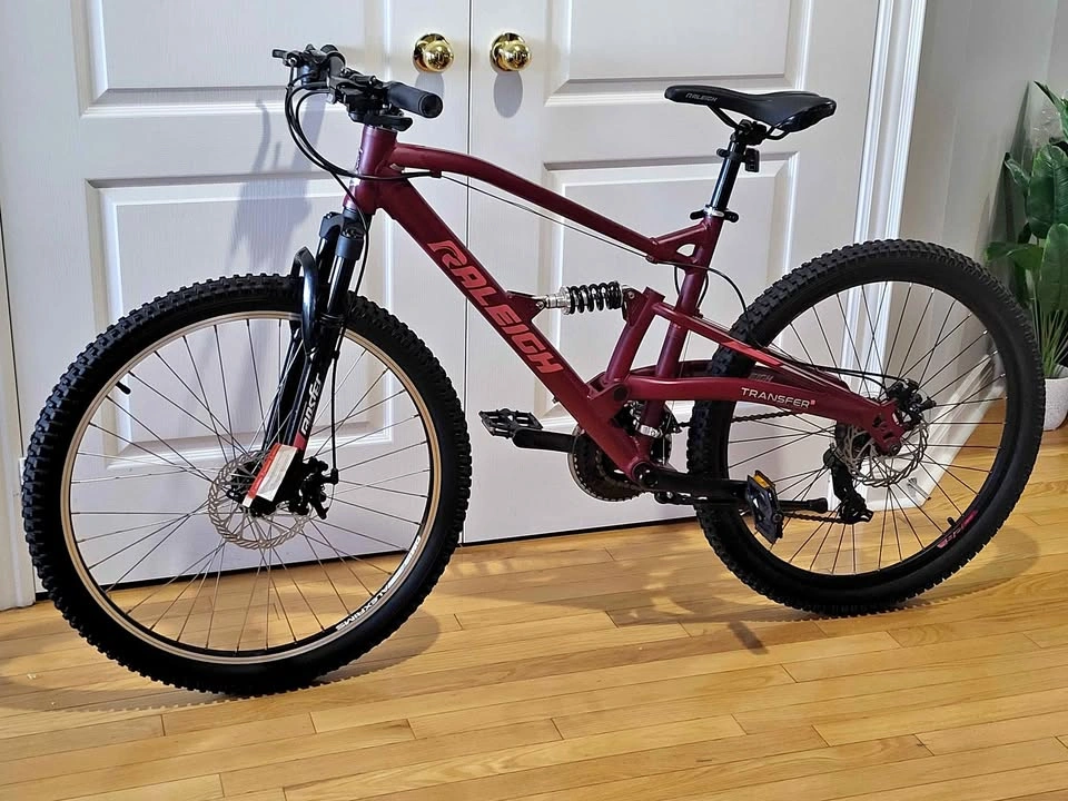 Raleigh Tracker Dual-Suspension Mountain Bike, 26x2.3 in Wheel,