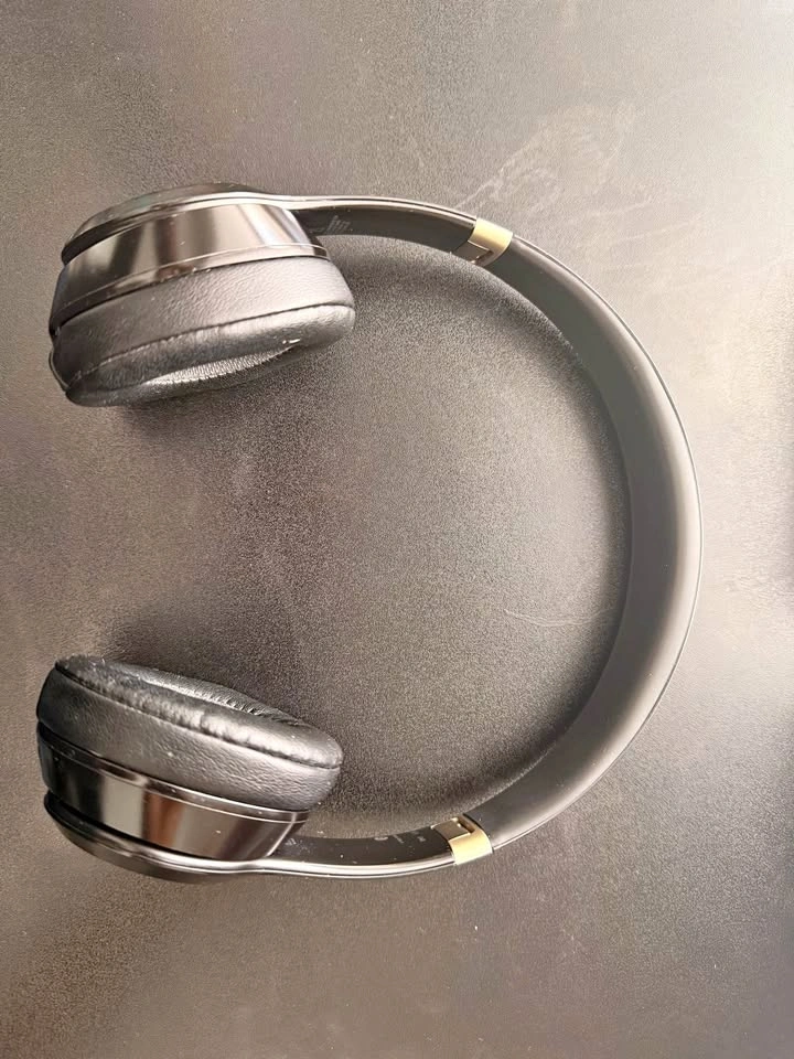 Beats Solo 4 Headphones