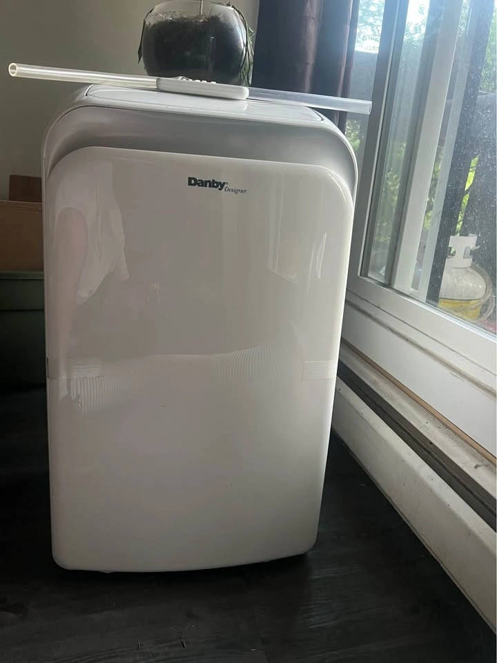 Danby Designer 14000 BTU Portable Air Conditioner - photo 2