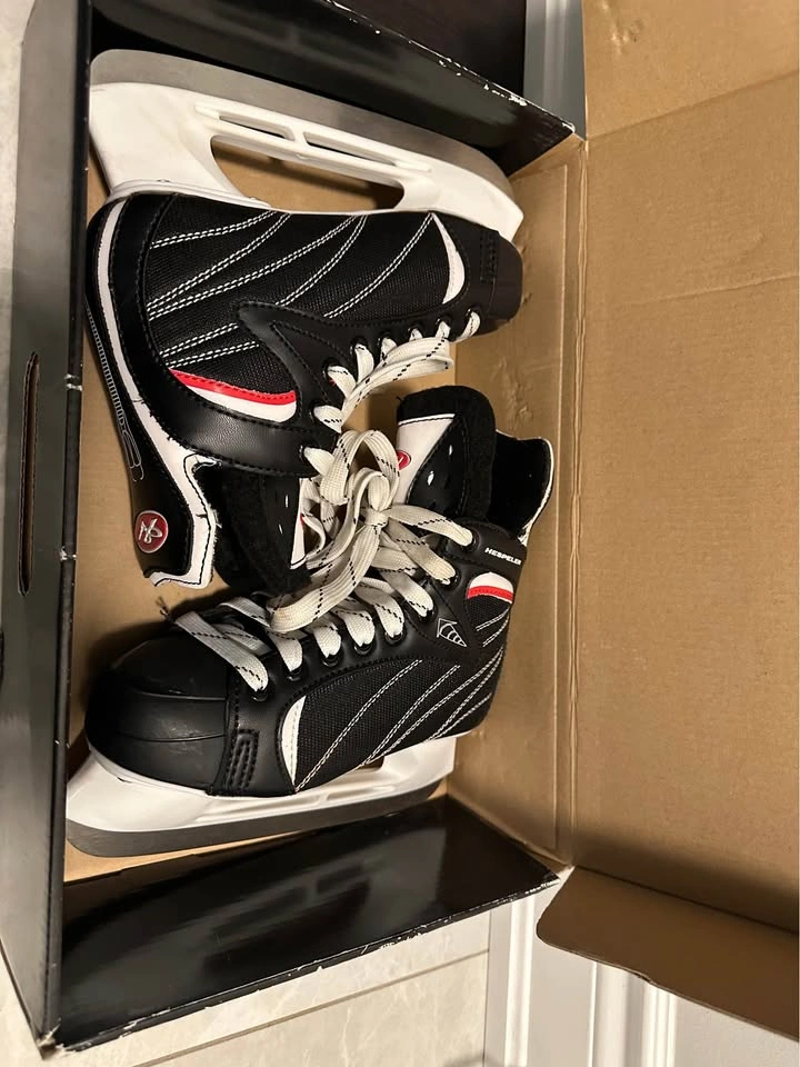 Hespeller Boys Skates size J3 - photo 2