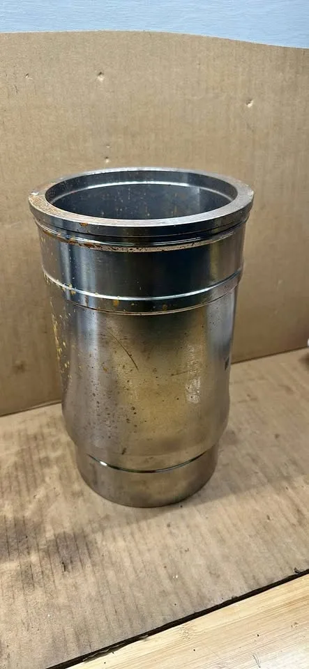 Diesel Engine Cylinder Liner for DD15 Heavy Truck