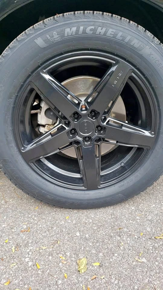 LIKE NEW !!! Niche Teramo 20” rims with Michelin X-Ice Snow SUV