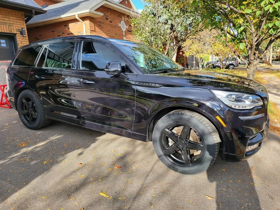 LIKE NEW !!! Niche Teramo 20” rims with Michelin X-Ice Snow SUV - photo 2