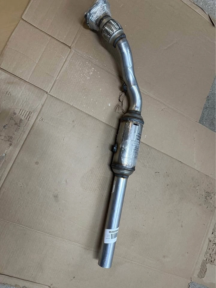 Catalytic Converter and Exhaust Pipe - Unknown Car